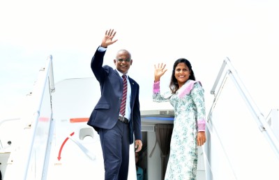 ރައީސްގެ ދެކަނބަލުން މާދަމާ މޮރިޝަސް އަށް ވަޑައިގަންނަވަނީ