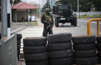 ބޮމުގެ ހަމަލާ އަށް ޒިންމާވާ އެންމެން ޖެހޭނީ މަރަން: ސިރިސޭނާ