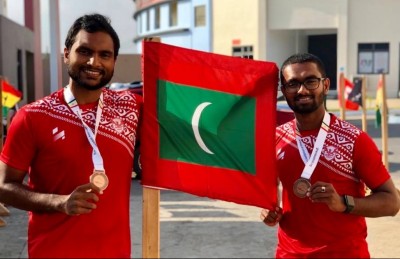 ޒަޔާނާއި ތޯއިފަށް ގާނާ މުބާރާތުން ލޯ މެޑަލް