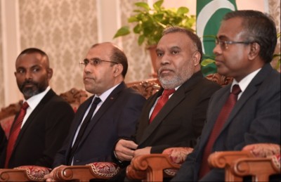 ސުޕްރީމް ކޯޓުގެ ތިން ފަނޑިޔާރުންނަށް ނަސޭހަތްތެރިވުމަށް ތަހުގީގު ކޮމެޓީން ހުށަހަޅައިފި