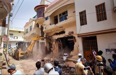 އިންޑިއާ ސަރުކާރާ ދެކޮޅު މުސްލިމު އެކްޓިވިސްޓެއްގެ ގެ ބިމާ ހަމަކޮށްލައިފި