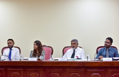 ބާ އެގްޒާމް ފަސްކޮށްދޭން އިންތިޚާބީ އެކްސްކޯ އިން އެދެފި