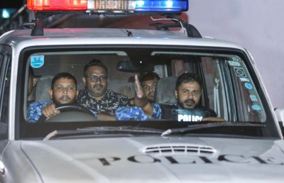 އަދީބު މާލެ ގެނެސް ފުލުސް އޮފީހަށް ހާޒިރުކޮށްފި