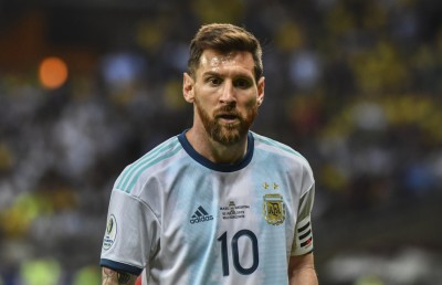 މެސީ އަށް ތިން މަހުގެ ސަސްޕެންޝަނެއް!