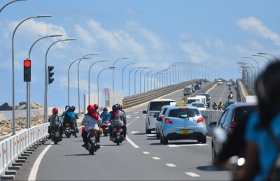 އާ ގަވައިދާ އެކު ޓެކްސީ ޑްރައިވަރުން އަނެއްކާވެސް މުޒާހަރާއަށް