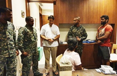 އައްޑޫ ފްލައިން ސްކޫލުގެ ބޯޓެއް ކަނޑަށް ވެއްޓިއްޖެ، ދެ މީހުން ސަލާމަތްވި