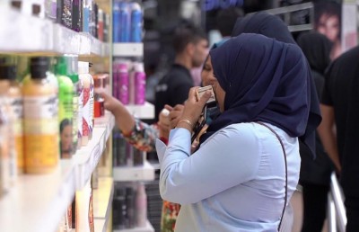 ހެޔޮ އަގުތަކާ އެކު ނިއު އެޑިޝަންގެ ހޯލްސޭލް ސެންޓަރު ހުޅުވައިފި