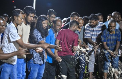 ބޮޑު ކޮޅިގަނޑެއް، މަދު ސިކުންތުކޮޅެއް، ލޯންޗު ބަންޑުން!