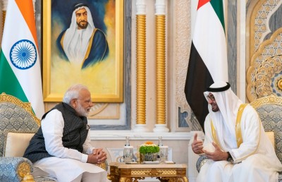 ޔޫއޭއީގެ އެންމެ މަތީ މަދަނީ ޝަރަފް މޯދީ އަށް