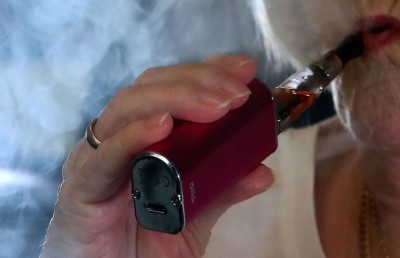 ވޭޕް ކުރުމުން ފުއްޕާމޭ ހަލާކުވި އެކަކު މަރުވެއްޖެ