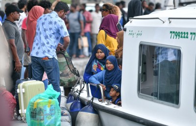 އެއް ލޯންޗުން އަނެއް ލޯންޗަށް ފުންމަމުން މާލެއަށް!