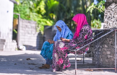 ވަޒީފާ އަދާނުކުރާ އަންހެނުންގެ ވާހަކަ!