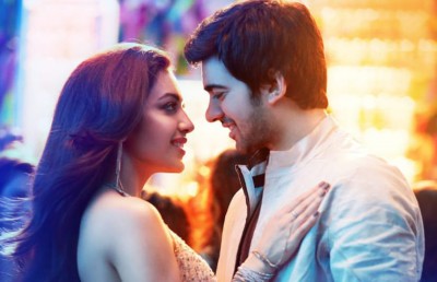 ޕަލް ޕަލް ދިލް ކޭ ޕާސް؛ ކަރަން ޑިއޯލްގެ އެކްޓިން ކަމަކުނުދިޔަ