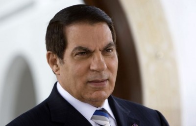 ޓިއުނީޝިއާގެ ކުރީގެ ރައީސް ޒައިނުލް އާބިދީން ބިން އަލީ މަދީނާގައި ފަސްދާނުލައިފި