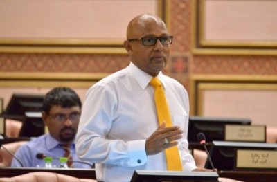 އެމްބިއުލާންސް ސަޕްލައިކުރުން، އަގު ބޮޑުކޮށް ހުށަހެޅި އިންޑިއާ ކުންފުންޏަށް ދިނުމުން އޭސީސީ އަށް