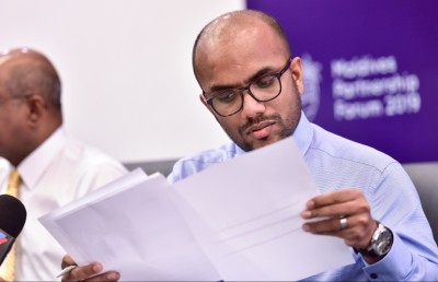 ބިޑްތައް ހާމަކަން ބޮޑުވާނެ، ކޮރަޕްޝަނެއް ނުހިމެނޭނެ: އަމީރު