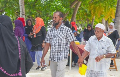 އުމުރުން ދުވަސްވީ މީހުންގެ ދުވަސް ފާހަގަކުރަން ހިނގާލުމެއް ބާއްވަނީ