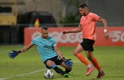 ދިވެހި ޕްރިމިއާ ލީގް: ތިންވަނަ ބުރުގެ ފުރަތަމަ ދުވަހު ޔޫވީ އަތުން ޓީސީ އަށް ފުރިހަމަ މޮޅެއް، އީގަލްސް ވެސް ކުރިއަށް