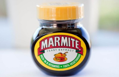 ޔުނިލީވާ އިން ޕްލާސްޓިކް ދެ ގުނަ މަދުކުރަނީ