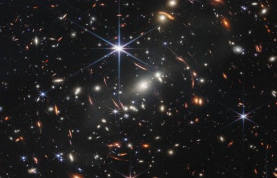 މިއީ ކާއިނާތުން އަހަރެމެންނަށް ވެލިފުކެއްގެ ސައިޒު