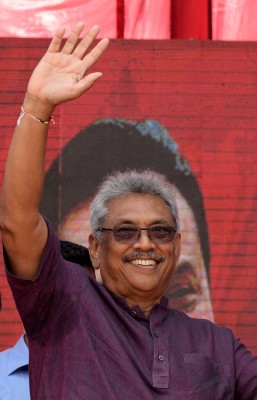 ސިންގަޕޫރަށް ވަޑައިގަތުމަށް ފަހު ގޮޓާބަޔަ އިސްތިއުފާ ދެއްވައިފި