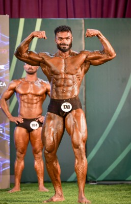 ނުރަނގަޅު އާދަތައް ހަށިގަނޑާ ދުރުކޮށް ހިމްޔާން ދެއްކީ ގަދަ ހިތްވަރެއް