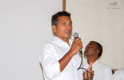 އައްޑޫގައި ފެން ބޮޑުވަނީ މަގުތަކަށް ވުރެ ގެތައް ތިރިވުމުން: ސޯބެ