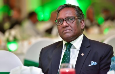 ވެރިކަމުގައި މީހަކަށް އަނިޔާއެއް ދެވުނު ނަމަ މާފަށް އެދެން: ވަހީދު