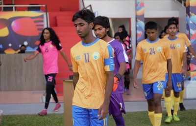 ފުޓްބޯޅައިގެ ތަރި އާމިން ރާޅުތަކުގެ މަތީގައި އުދުހެނީ