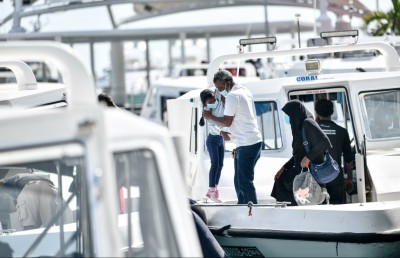 ޗުއްޓީ ނިމެނީ، ޝަކުވާ ބޮޑު، މިނިސްޓްރީ ހިމޭނުން!