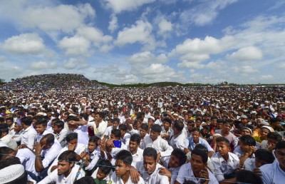 ރޮހިންޖާ ރެފިއުޖީން އެހެން ރަށަކަށް ބަދަލު ކުރަނީ