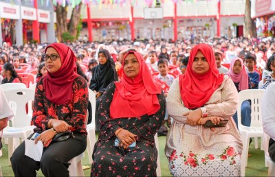 ޓީޗަރުންގެ ވަޒީފާއަށް ޑިމާންޑު ބޮޑުވެއްޖެ: އެޑިއުކޭޝަން