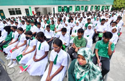 އާ އުއްމީދުތަކާ އެކު ދިރާސީ އާ އަހަރެއް!