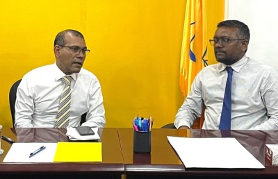 ފައްޔާޒްއާ އިދިކޮޅަށް އެރުމަކީ ކުރެވުނު ގޯސްކަމެއް: ނަޝީދު