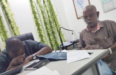 ހޯރަފުށީގައި ހުރި ޑޮކްޓަރު "އަބަދު ނިދާފައި"!