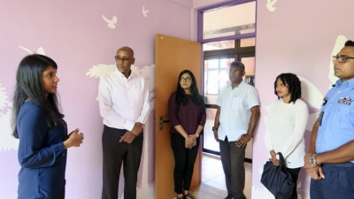 އަމާޒަކީ މި އަހަރުގެ ނިޔަލަށް ހުރިހާ އަތޮޅެއްގައި ކުޑަކުދިންނަށް ހާއްސަ އިންޓަވިއު ރޫމް ގާއިމްކުރުން: ޒެނީޝާ