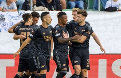 އާސެނަލް މޮޅުވިއިރު ބަލްގޭރިއާގެ ކްލަބަކުން ރޯމާ ބަލިކޮށްފި