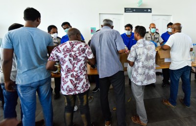 ކޮވިޑް-19: މެލޭޝިއާގައި ތިބި އާއިލާތަކަށް ތަކެތި ފޮނުވަން ހުޅުވާލައިފި