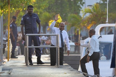 ޖެމްސް ހުއްޓުވާލި މައްސަލާގައި އުއްތަމަ ފަނޑިޔާރުގެ މައްޗަށް ހުކުމް އިއްވުން މާދަމާ