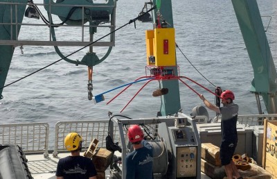 ތާރީހީ މަސައްކަތެއް، ތާރީހީ ބޯޓެއްގައި