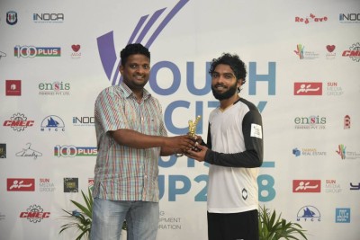 ރޮކް ސްޓްރީޓްސްއާއި ފްލެޓް 7، ގަދަ 16އަށް