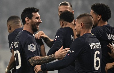 މެސީގެ ލަނޑުން ލިޔޯން ބަލިކޮށް ޕީއެސްޖީ އެއް ވަނައިގައި ލީޑު ނަގައިފި