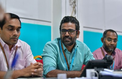 އިޓަލީ ޓޫރިސްޓުގެ ލޮލުން ކަރުނަ: އަމިއްލަ ގައުމުގައި ސަލާމަތް ވުން ދުރު