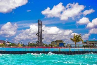 ސުނާމީ ބިނާ ސަރަހައްްދުގައި ކުޑަކުއްޖަކަށް އަނިޔާކުރި މީހަކު ޖަލަށް