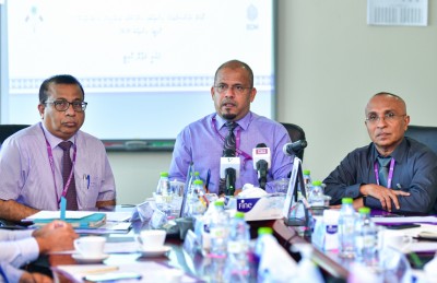 ކޮވިޑް-19: މުއްދަތެއް ނެތް ގޮތަށް، ލޯކަލް ކައުންސިލް އިންތިޚާބު ފަސްކޮށްފި