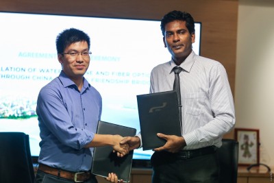 ބްރިޖު މެދުވެރިކޮށް އަޅާ ފެން ހޮޅިލައިން ގާއިމްކުރަން ބްރިޖުގެ ކޮންޓްރެކްޓަރަށް