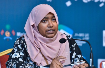 ޕޮޒިޓިވްވި މީހާއާ ގުޅުންހުރި 54 މީހަކު އައިސޮލޭޓްކޮށްފި