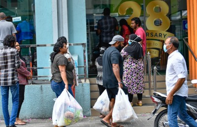ޕެނިކް ނުވޭ، އޮންލައިންކޮށް ވިޔަފާރި ކުރެވޭނެ: އަމްރު