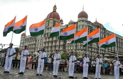 އިންޑިއާގެ ކަނޑުގެ ސިފައިންގެ މަރުކަޒެއްގައި ކޮރޯނާވައިރަސް ފެތުރެނީ