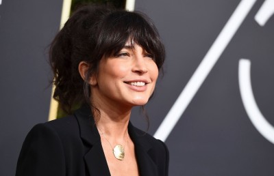 "ދަ ގޯޑްމަދާ" އަށް ޖެނިފާ ލޮޕޭޒް